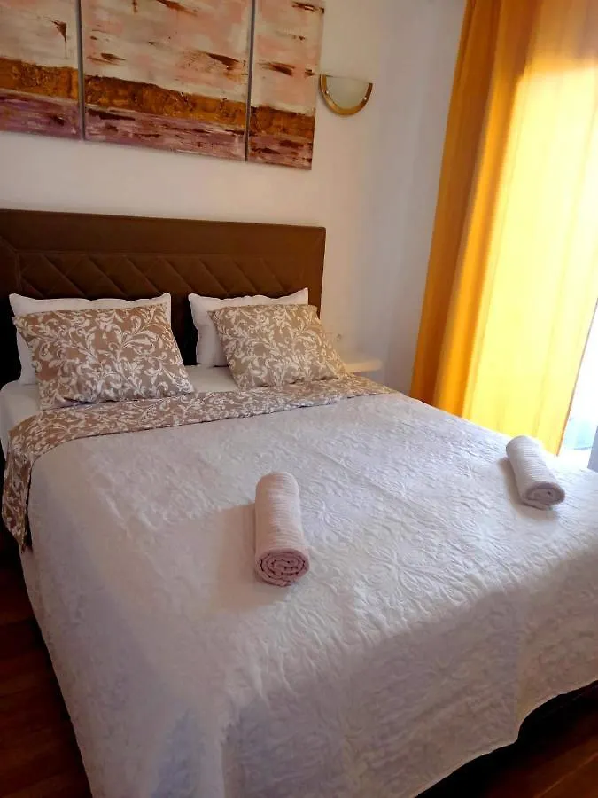 Modern Style Apartment With Quiet Surroundings Costa Adeje  Costa Adeje (Tenerife)